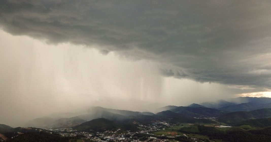 temporais em brusque