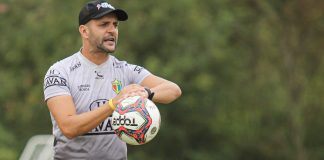 Brusque Figueirense Catarinense 2021 Jerson Testoni