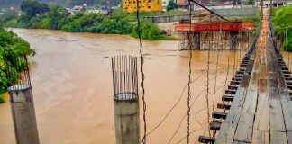 Obra da ponte em Brusque