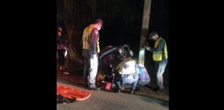 Motociclista colide em poste, foge e deixa garupa ferido no Cedro Alto