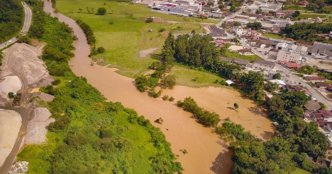 Rio Itajaí-Mirim