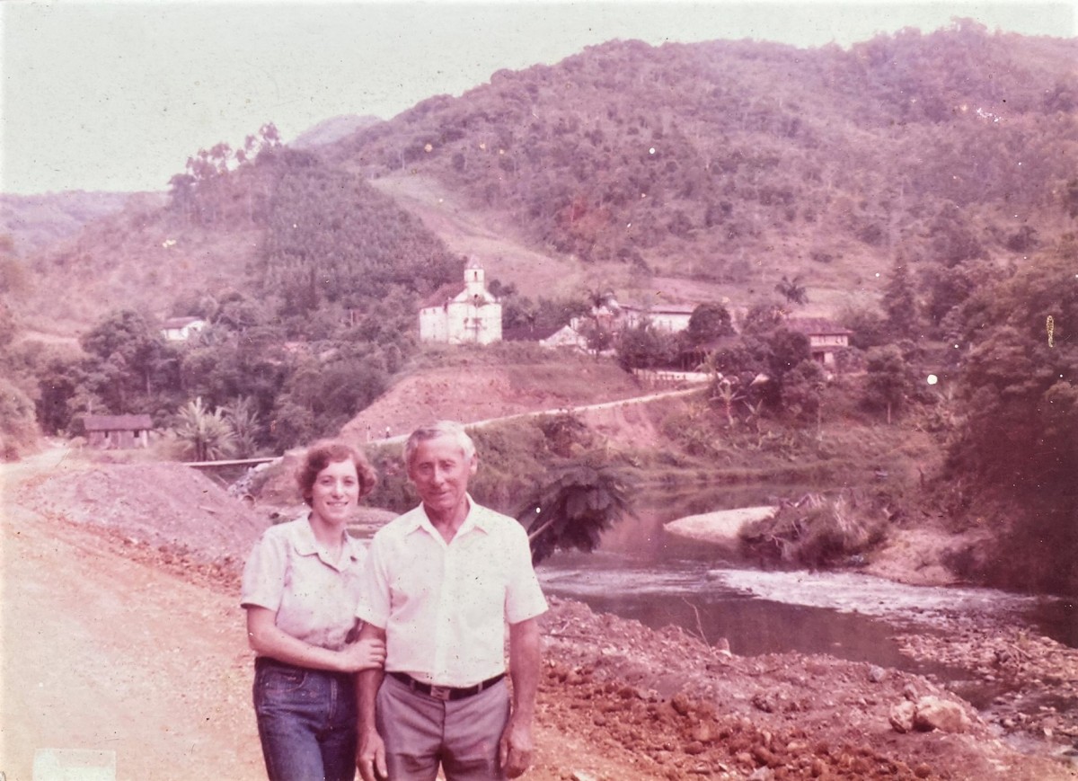 ÁGUAS NEGRAS ANTIGA IGREJA