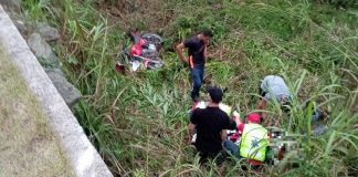 Homem cai em ribanceira após colisão entre duas motos no Cedro Alto, em Brusque