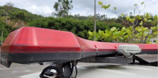 Jovem morre após colidir moto em poste de sinalização de trânsito no Alto Vale do Itajaí