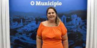 Professora Keli Rosa em entrevista para O Município