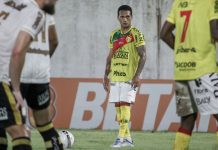 Thiago Alagoano Brusque Floresta Série C