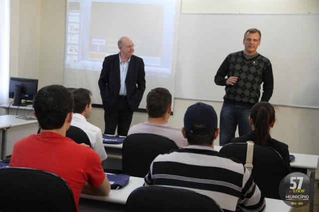 Prefeito Paulo Eccel participou da aula inaugural