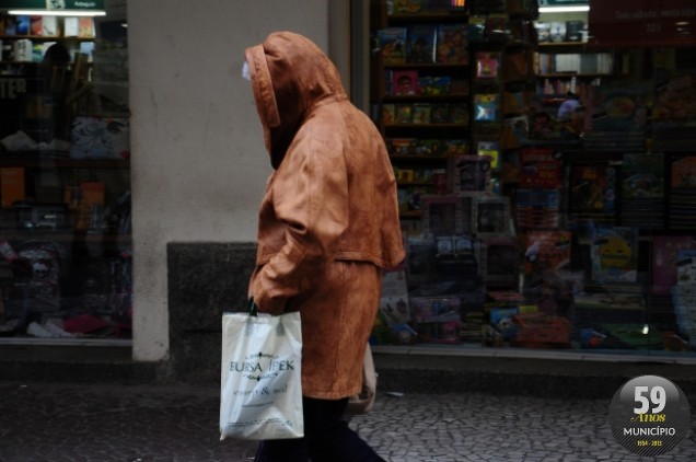 Massa de ar frio avança em direção a Santa Catarina