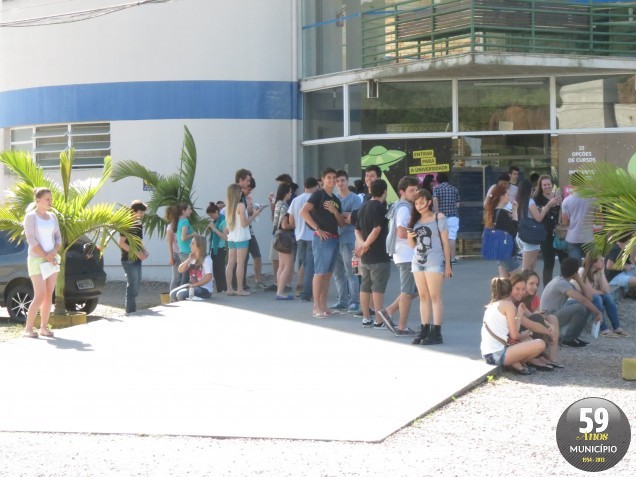 Estudantes tiveram mais 5 horas e 30 minutos para resolver a prova